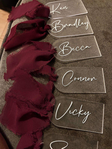 Vinyl  sticker  names ideal for favours, glasses bags,  boxes , table names, wedding names
