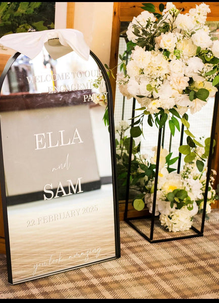 Selfie wedding Mirror Sticker - Personalised Names, Selfie Mirror, Guest Photos/Pictures, Vinyl Sticker for DIY Wedding Sign