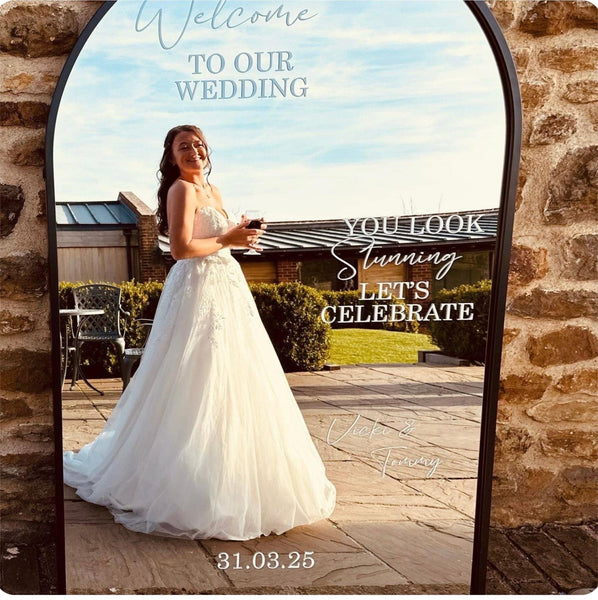 Selfie wedding Mirror Sticker - Personalised Names, Selfie Mirror, Guest Photos/Pictures, Vinyl Sticker for DIY Wedding Sign