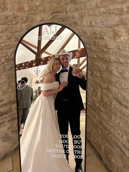 Personalised Initials Wedding Mirror Vinyl Decal,Selfie wedding Mirror Sticker  , Guest Photos Vinyl Sticker for DIY Wedding Sign