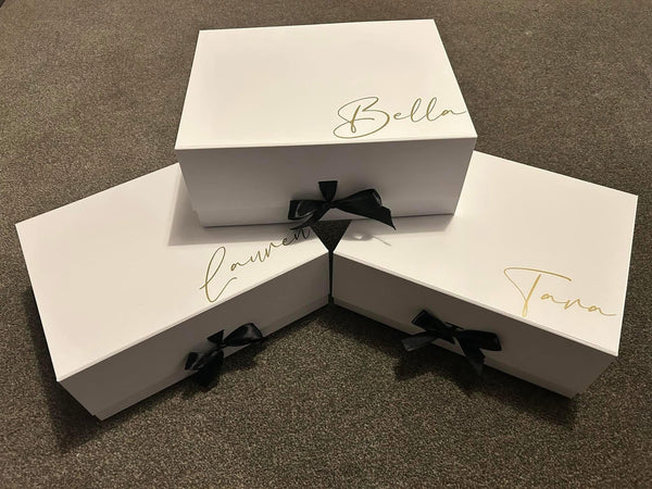 Wedding  Name Vinyl sticker  - Custom Name Vinyl Stickers - Wedding Decor label - Wine Glass Decal- Bridesmaid Box Decal - Name Stickers