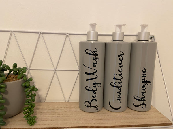 Personalized  Grey and silver 500ml  pump bottle